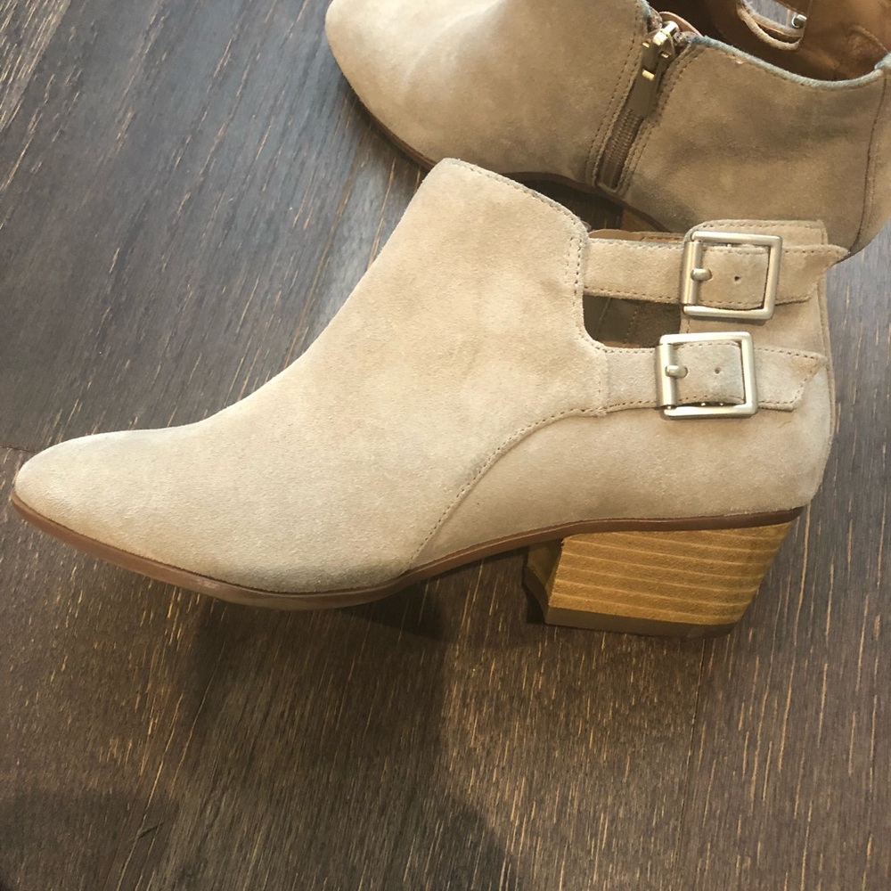 Clark’s Booties